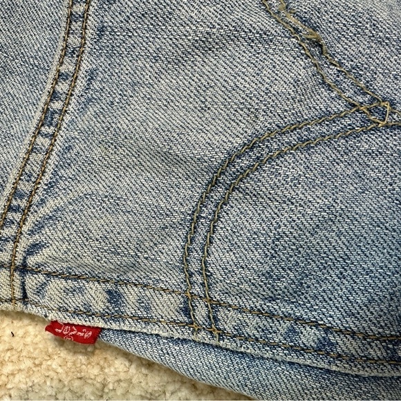 Levi’s Men’s 505 Light Weight Waist 36 Made in 2008 Light Washed Jean Shorts - Picture 9 of 9